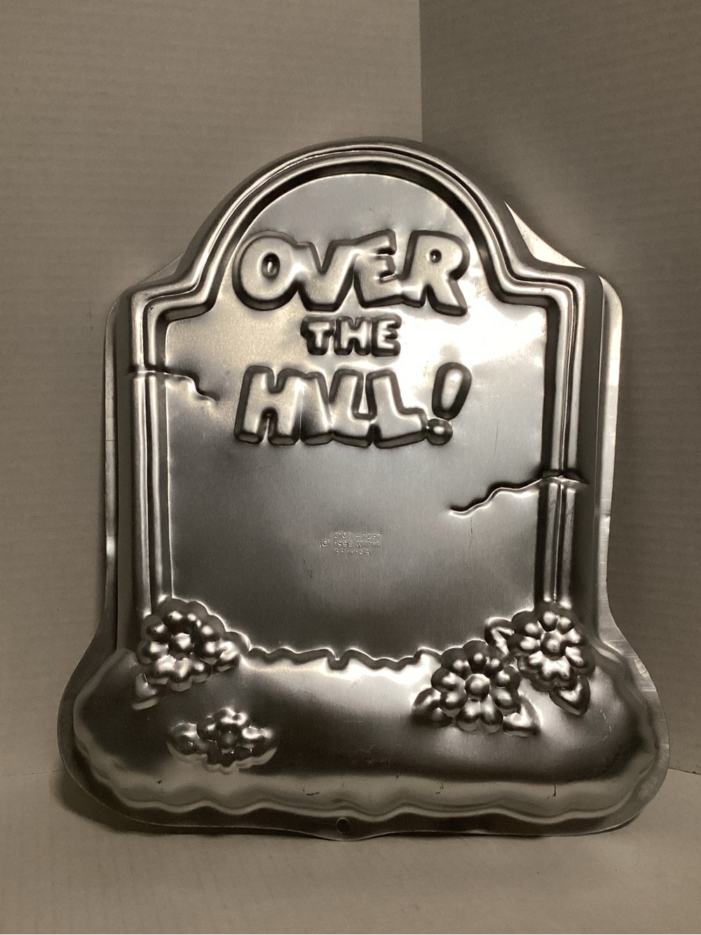 Wilton Silver Metal Baking Pan, Over The Hill